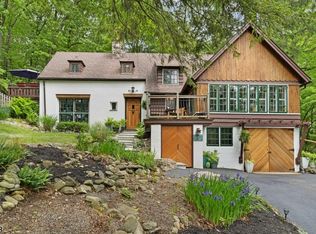 100 Hilltop Trl, Sparta, NJ 07871