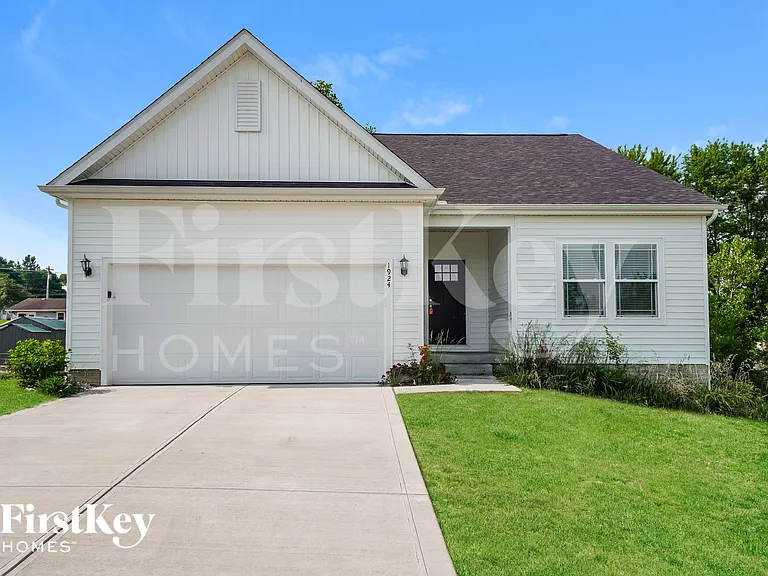 1924 Ream Dr — Photo 1