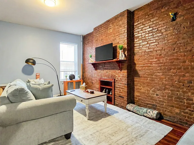 159 E 106th St #77 — Photo 3