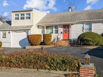 3961 Kingsberry Rd, Seaford, NY, 11783