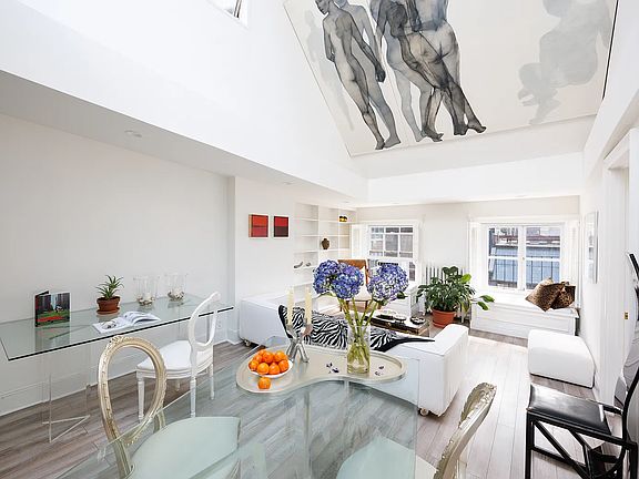 3rd image of 31 Gramercy Park S APT 4B