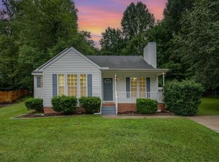 304 Holly Pines Ct, Holly Springs, NC 27540