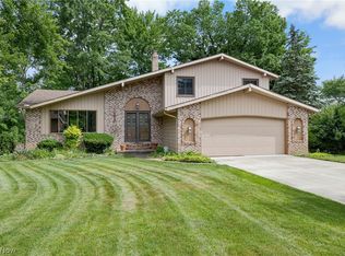 14826 Stone Creek Oval, Strongsville, OH 44136