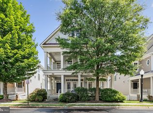 17558 Lethridge Cir, Round Hill, VA 20141