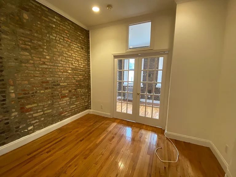 237 E 58th St #5B — Photo 7