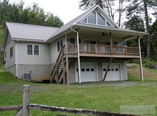 125 Pine St, Newland, NC 28657