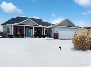 1028 Greenbrier Ln, Washington, IL
