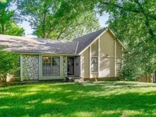 11309 W 99th St, Overland Park, KS 66214
