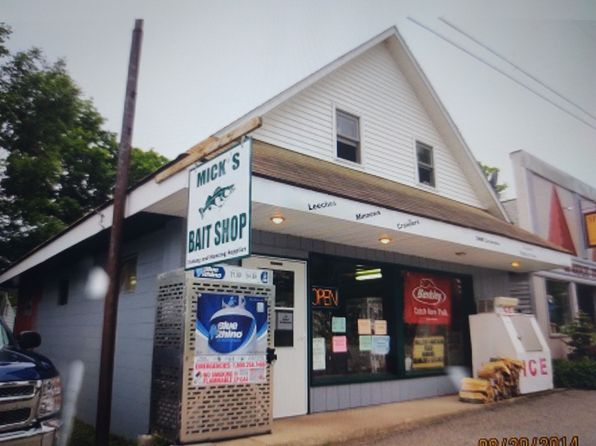 17351 W Main St, Curtis, MI 49820