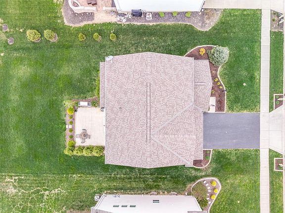 4th image of 605 Saffron Dr