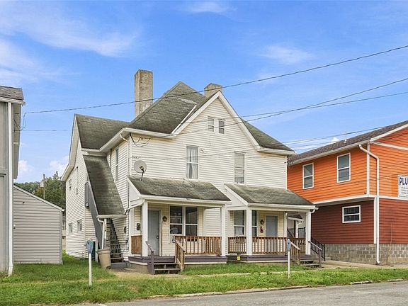 2nd image of 214 2nd St