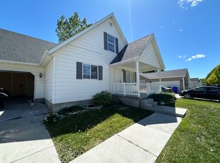 2062 E Shadow Dr, Eagle Mountain, UT 84005