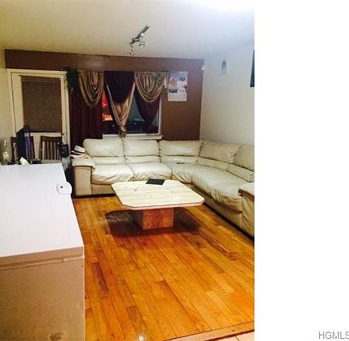 1st image of 317 Castle Hill Ave