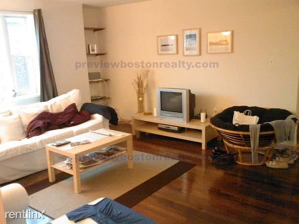 2nd image of 51 Colborne Rd #6R