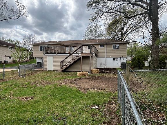 4th image of 512 Bryan Ave