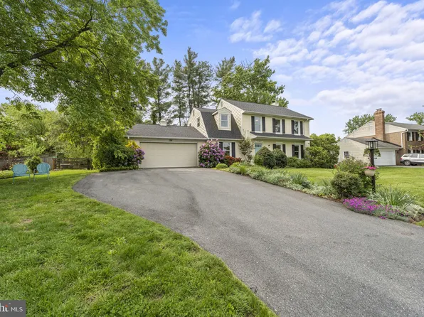 4632 Sunflower Dr, Rockville, MD 20853