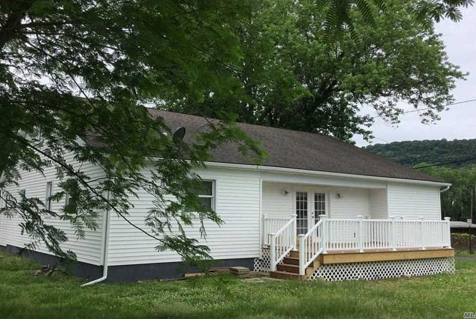 1st image of 39 Myrtle Ave