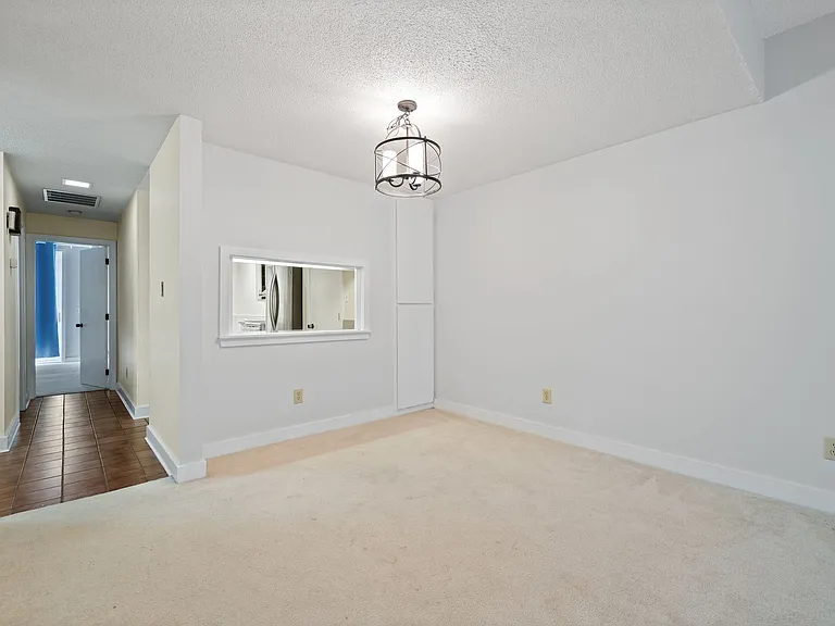 1 Weybridge Pl — Photo 7