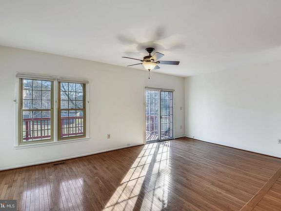 3rd image of 2746 Carter Farm Ct