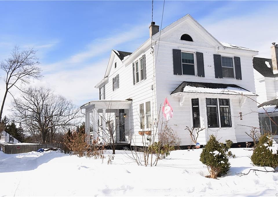 1st image of 212 Sedgwick St