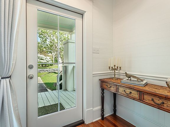 4th image of 140 Avenue C