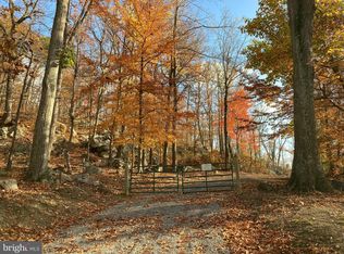 132 Mount Carmel Rd, Paris, VA 20130