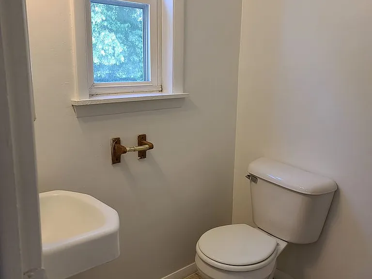 311 S Prairie St — Photo 16