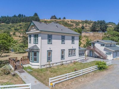 355 Riverbar Rd, Fortuna, CA, 95540
