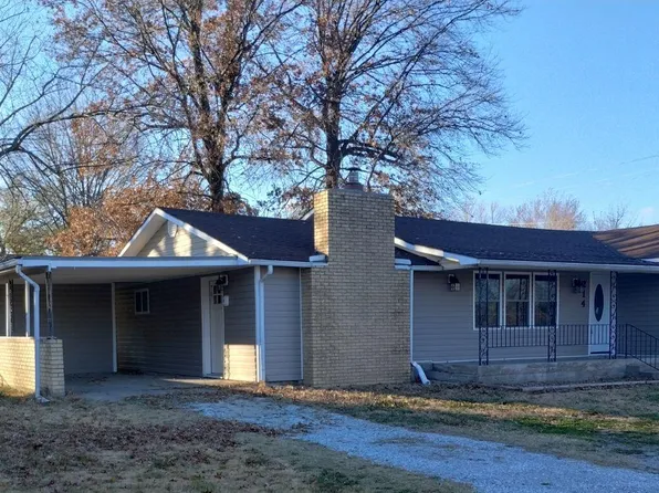 214 N School Street, Goodman, MO 64843