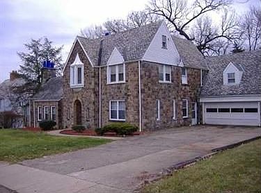1st image of 1122 Parkview Dr