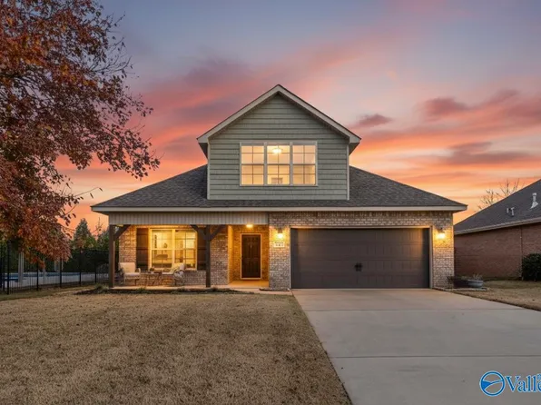 12 Pecan Cir, Decatur, AL 35603