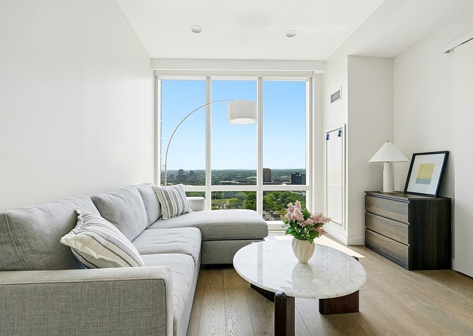 1st image of 188 Brookline Ave Unit 24F