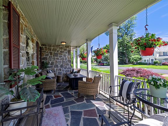 4th image of 49 Andover Road