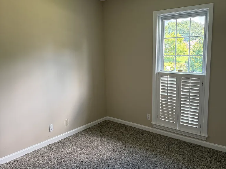 11818 Springmeadow Ln — Photo 6