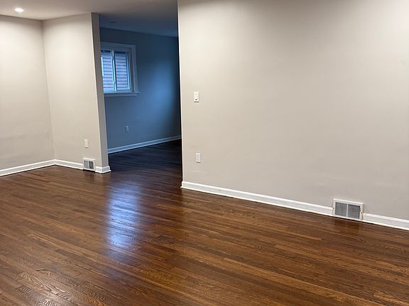 living room to dining room