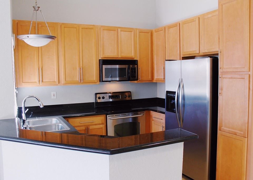 1st image of 78650 Avenue 42 APT 1716
