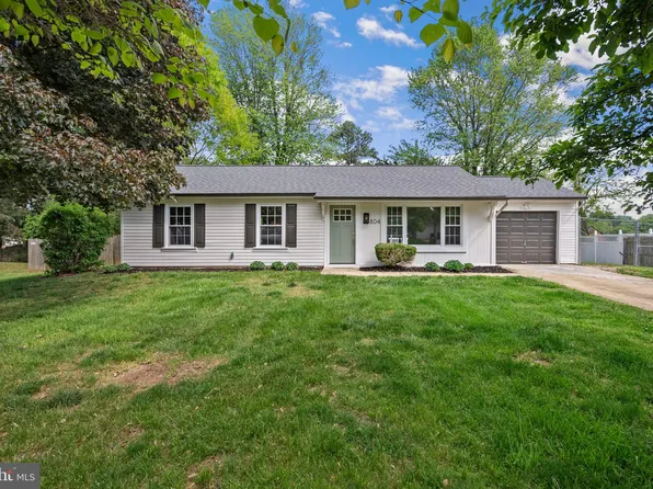 804 Carriage House Ln, Upper Marlboro, MD 20774