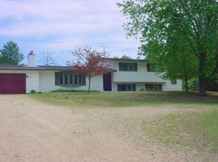 1720 Wilderness Ct, Friendship, WI 53934