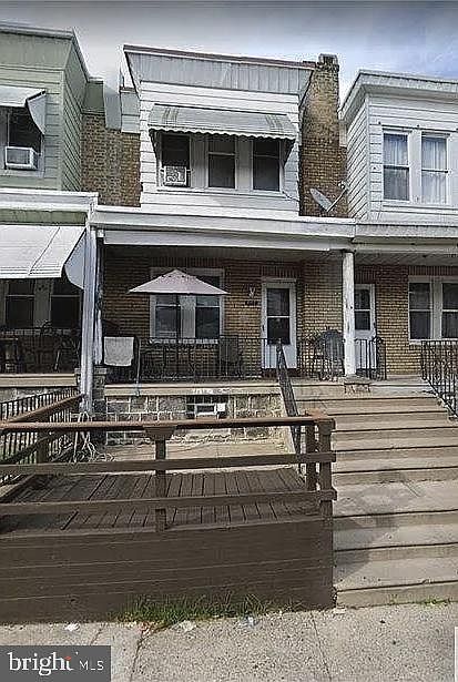 1st image of 967 Carver St