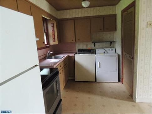 5th image of 4198 Harris Pl