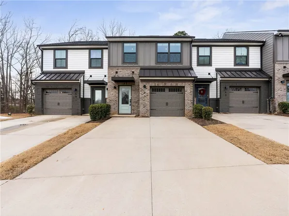 61 Connaught Ct, Mauldin, SC 29662