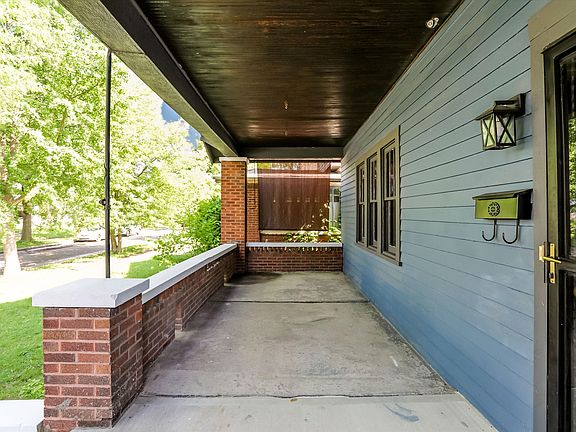 5th image of 21 N Bosart Ave