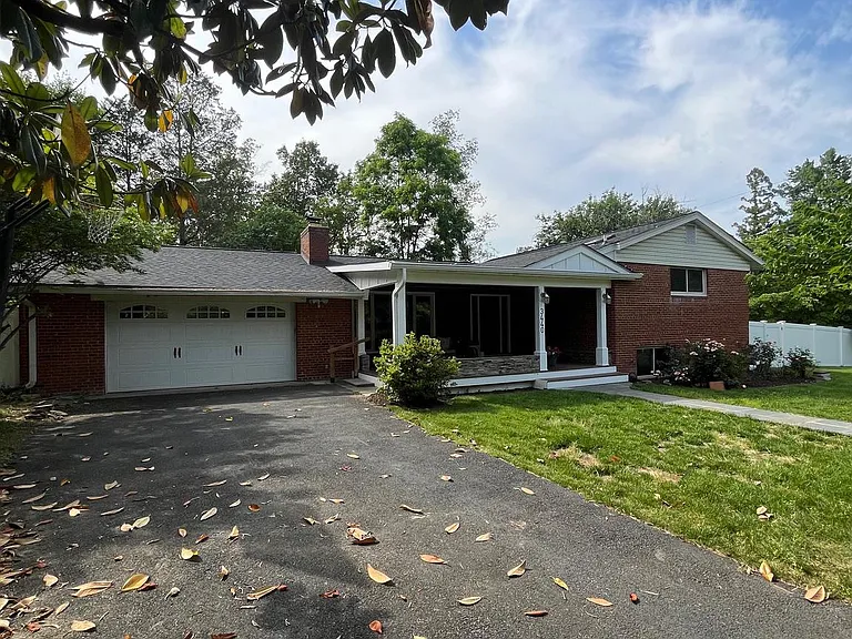 3440 Skyview Ter — Photo 2