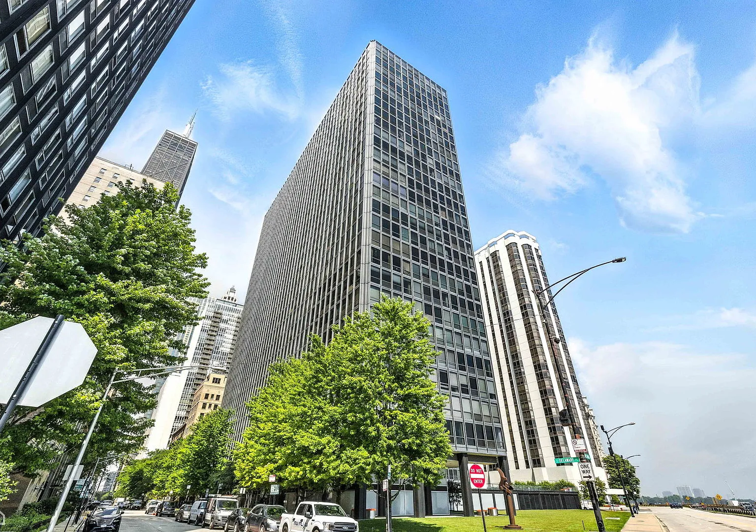 1 bed, $2,750 — Photo 1