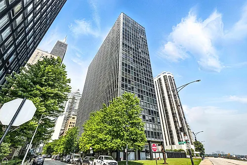 900 N Lake Shore Dr #410 Photo 1