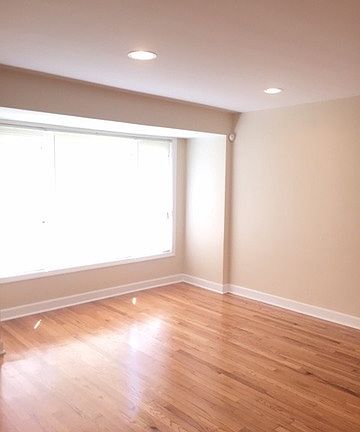5th image of 3538 Western Ave