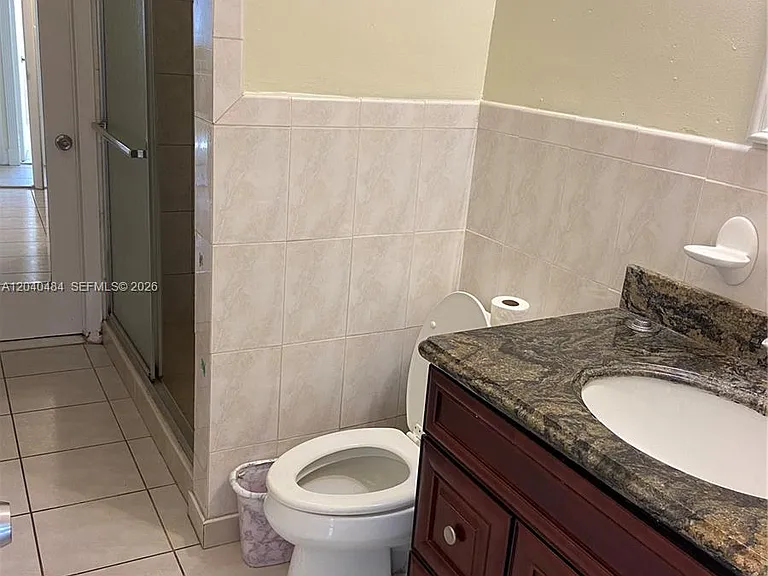 800 NW 76th Ave — Photo 9