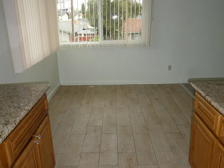 1416 Kingman Ave — Photo 4