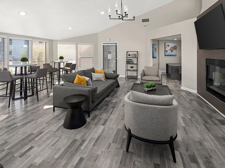 Jade Ridge Apartments — Photo 12