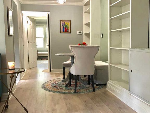 4th image of 704 S Arlington Mill Dr #17301